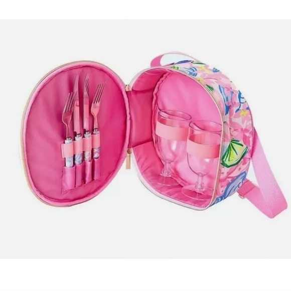 NWOT Lilly Pulitzer Picnic Basket Cooler with Accessories - Picture 4 of 10